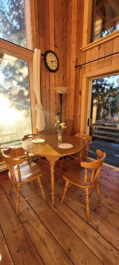 Ocean Views & Sunset Beach Cabin With Soaker Tub & Fire Pit Villa Powell River Exterior foto